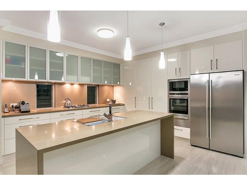 Kewarra Beach QLD 4879