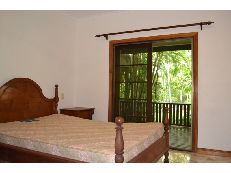 17-19 Stevens Street, Clifton Beach QLD 4879