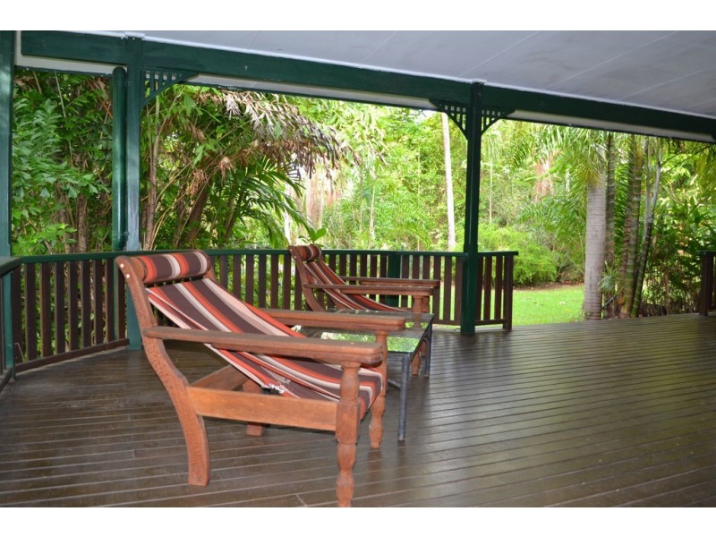 17-19 Stevens Street, Clifton Beach QLD 4879