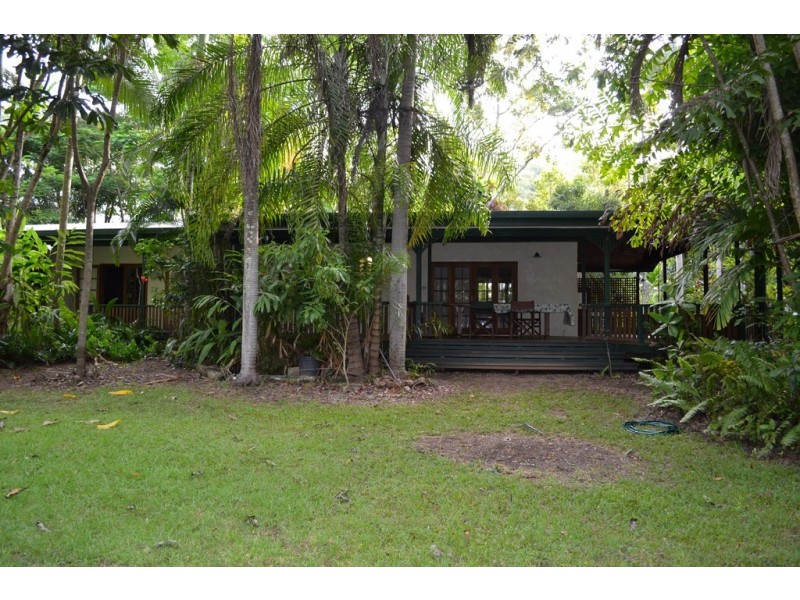 17-19 Stevens Street, Clifton Beach QLD 4879