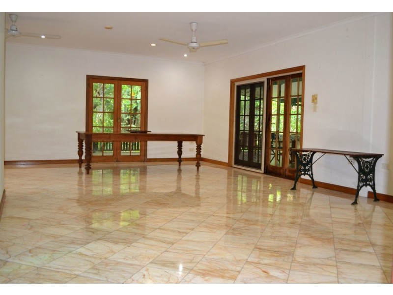 17-19 Stevens Street, Clifton Beach QLD 4879