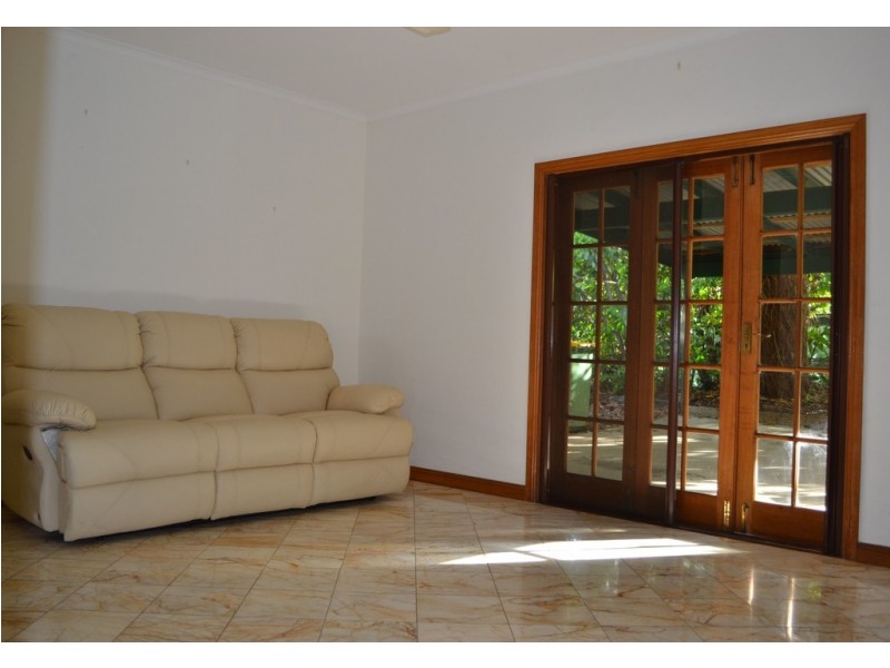 17-19 Stevens Street, Clifton Beach QLD 4879