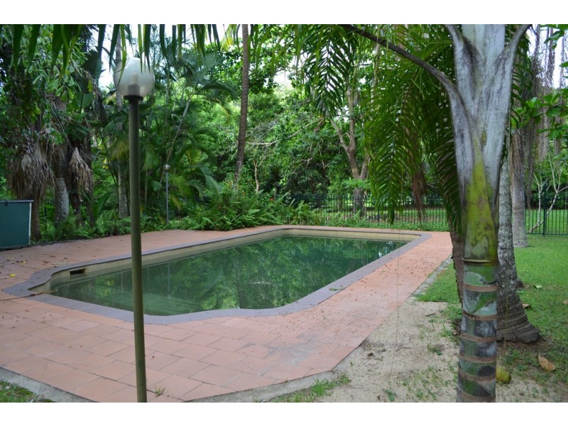 17-19 Stevens Street, Clifton Beach QLD 4879