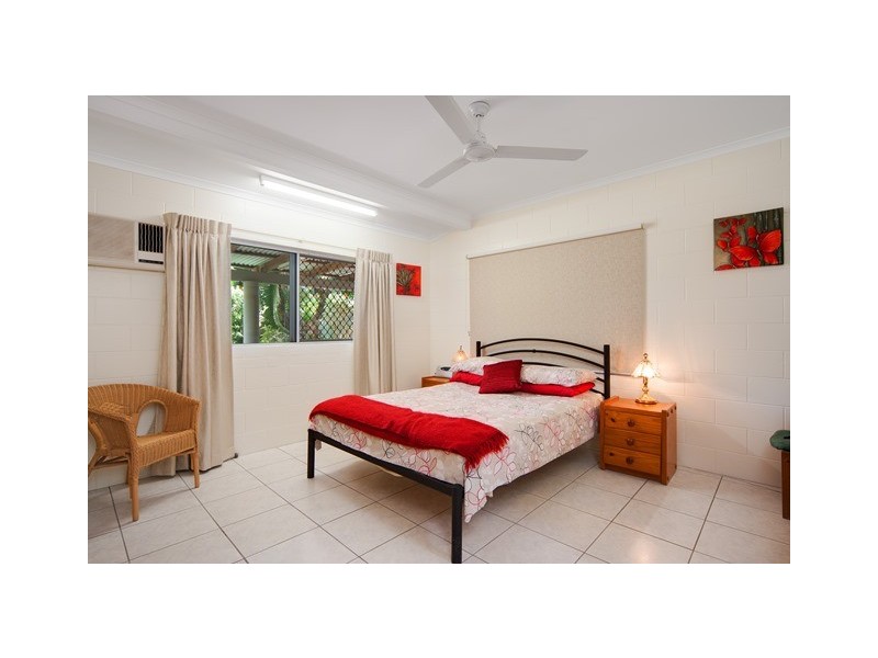 14 Cambrian Avenue, Smithfield QLD 4878