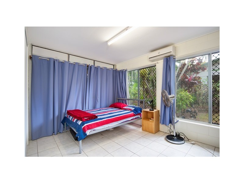 14 Cambrian Avenue, Smithfield QLD 4878