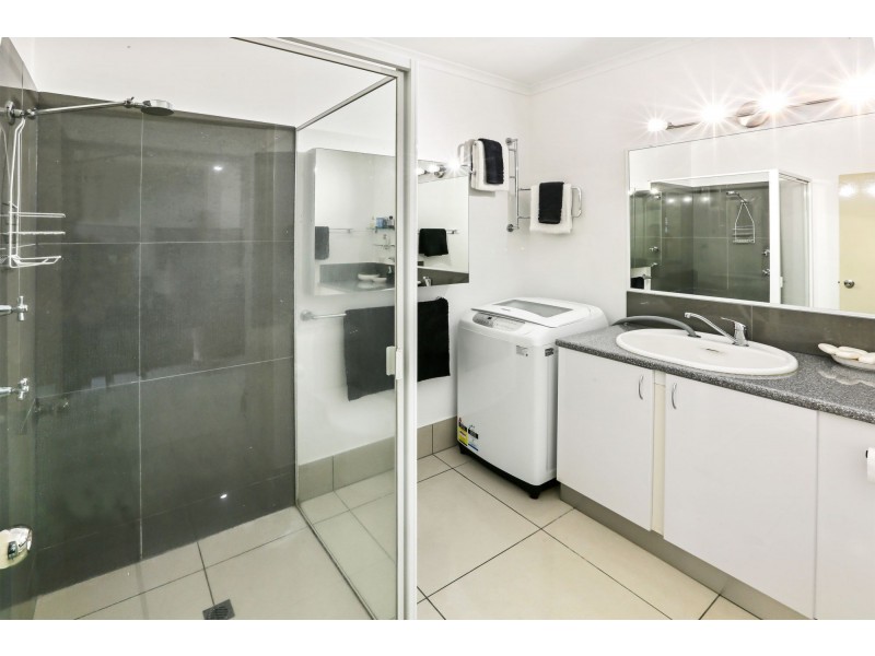 9/5-7 Oyster Court, Trinity Beach QLD 4879