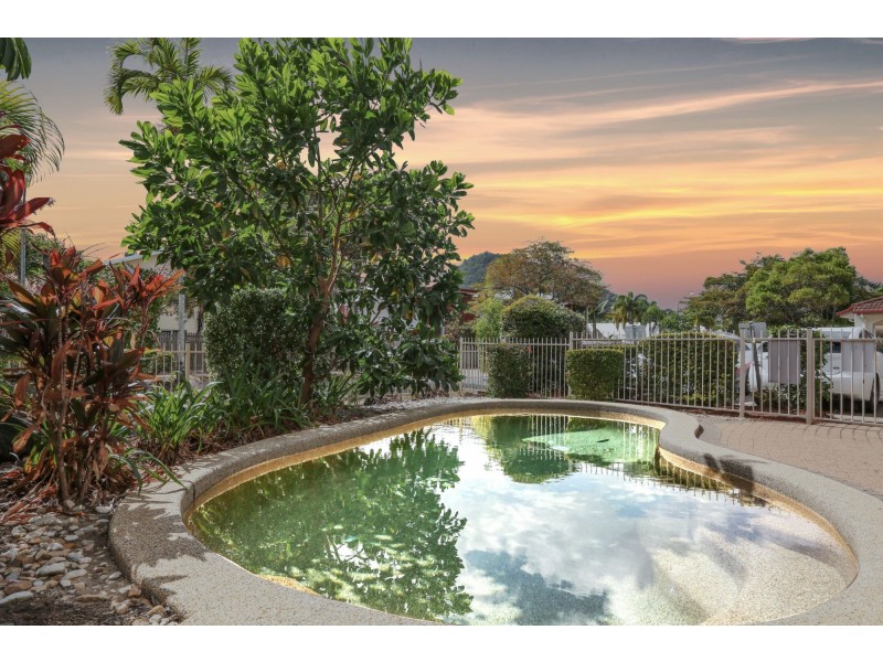 9/5-7 Oyster Court, Trinity Beach QLD 4879