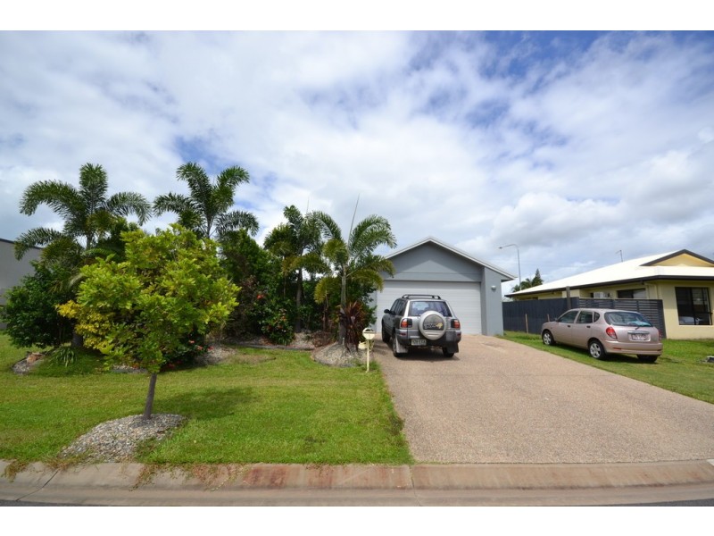 3 Como Close, Kewarra Beach QLD 4879