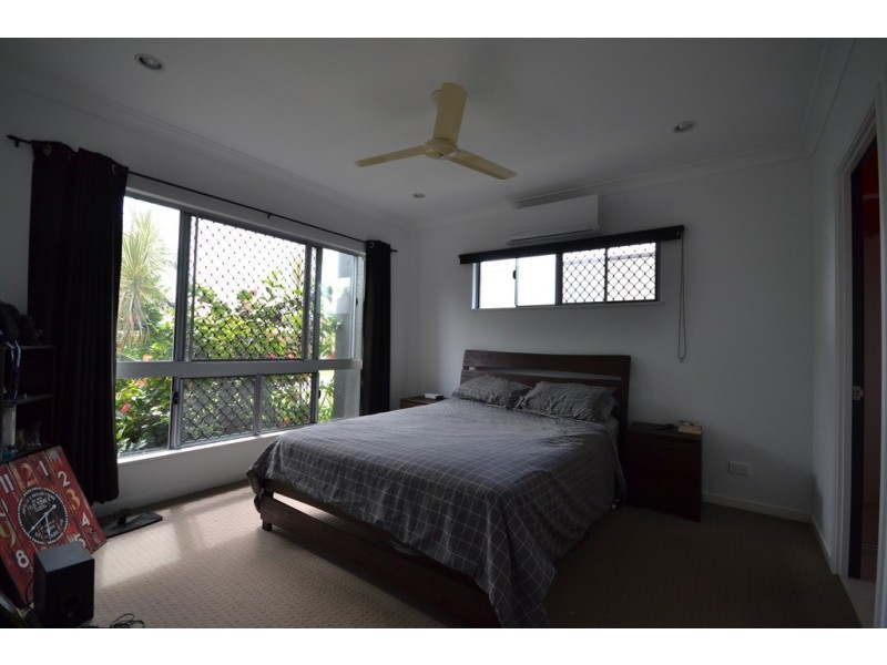 3 Como Close, Kewarra Beach QLD 4879