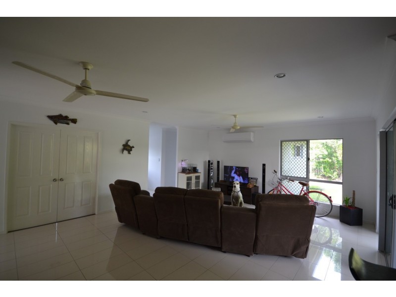 3 Como Close, Kewarra Beach QLD 4879