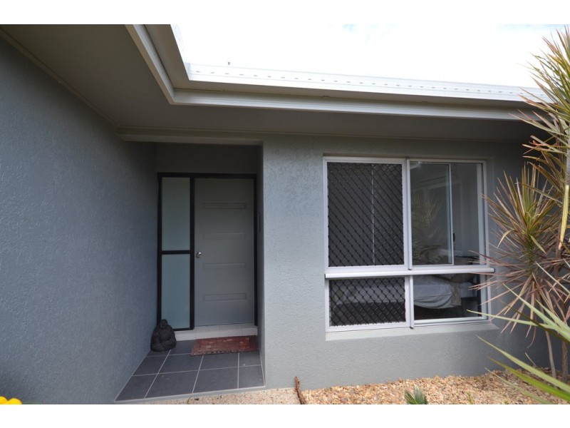 3 Como Close, Kewarra Beach QLD 4879