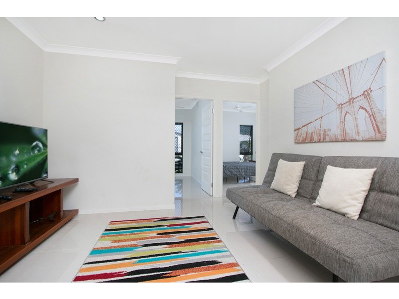 6 Quarterdeck Street, Trinity Beach QLD 4879