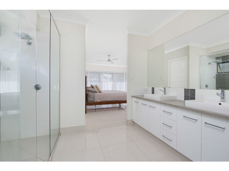 6 Quarterdeck Street, Trinity Beach QLD 4879