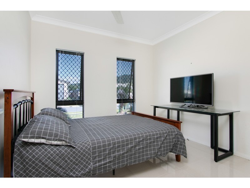 6 Quarterdeck Street, Trinity Beach QLD 4879