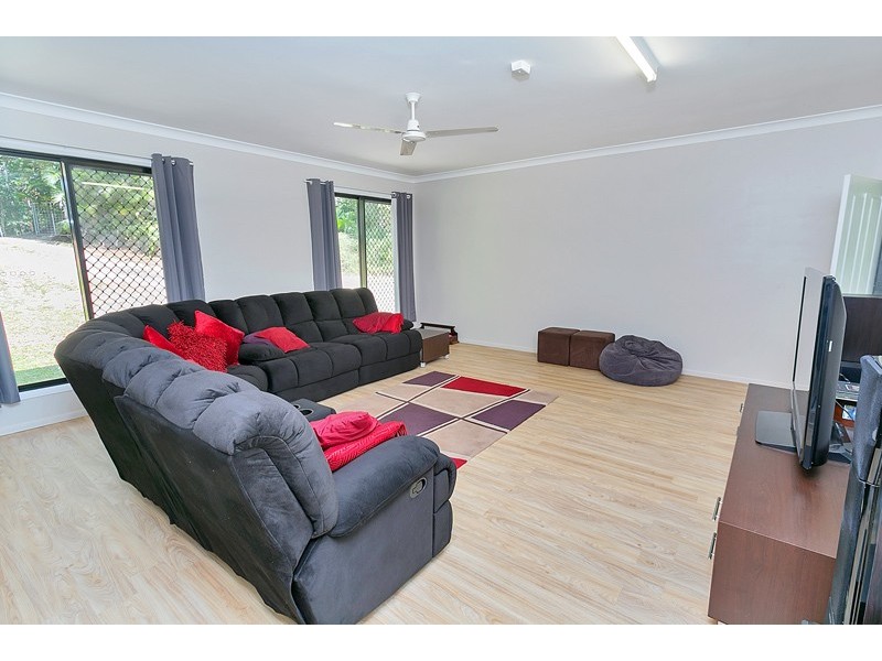 37 Gregory Terrace, Kuranda QLD 4881