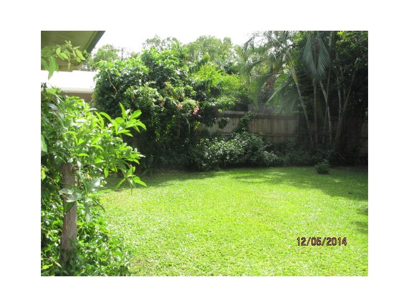 2/4 Agincourt Close, Clifton Beach QLD 4879