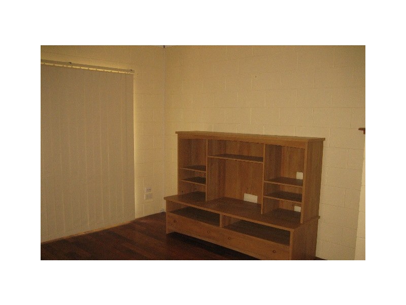 2/4 Agincourt Close, Clifton Beach QLD 4879