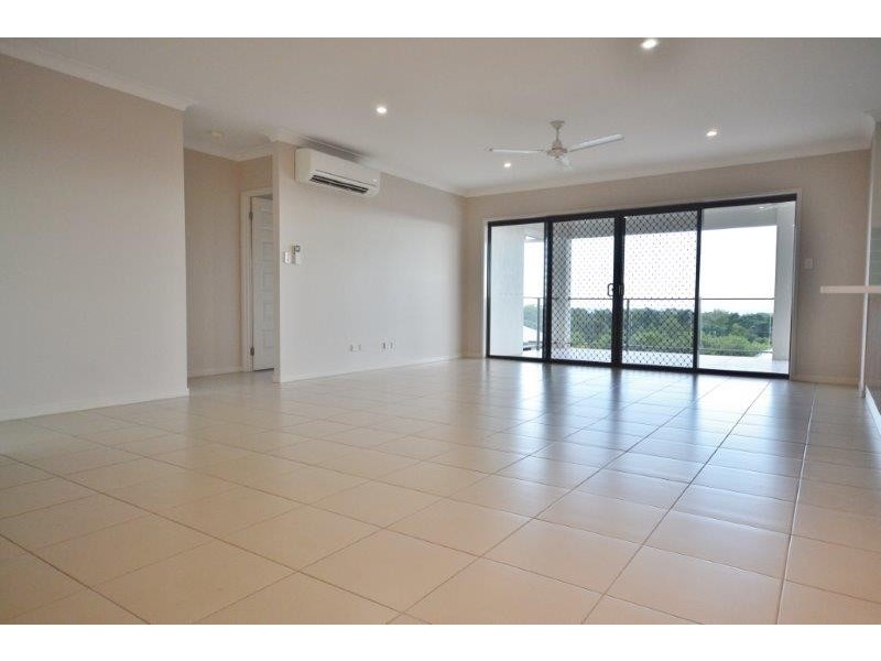 19 Savannah Street, Palm Cove QLD 4879
