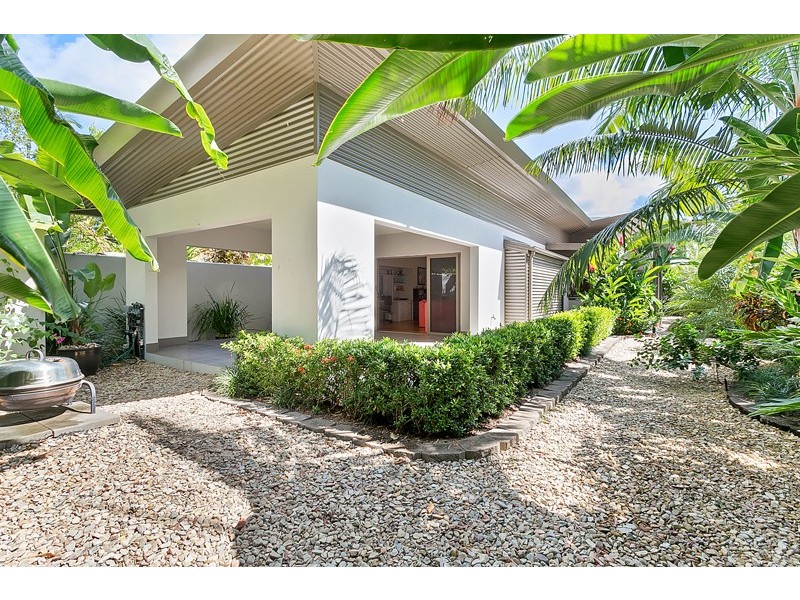 19 Endeavour Road, Clifton Beach QLD 4879