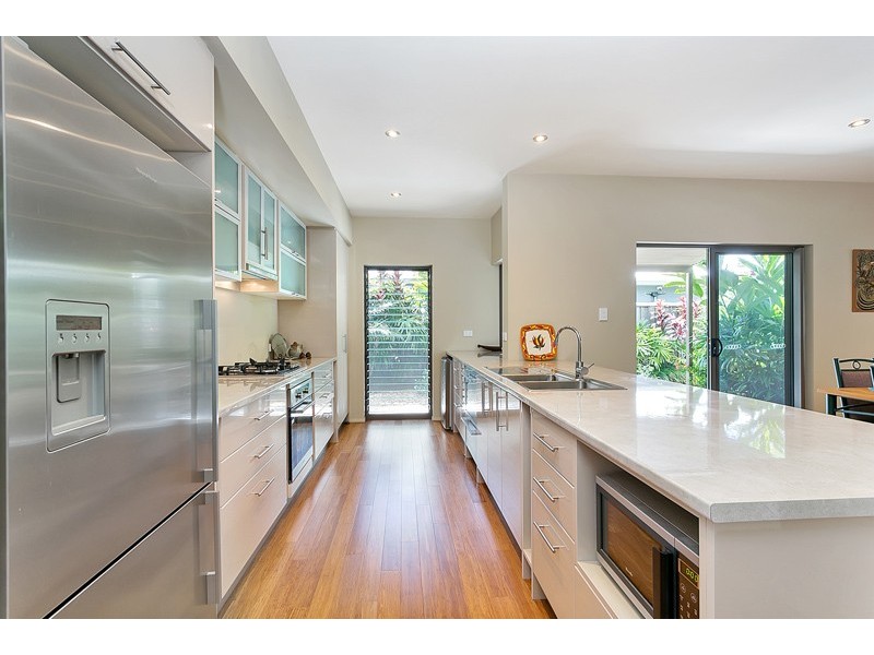 19 Endeavour Road, Clifton Beach QLD 4879