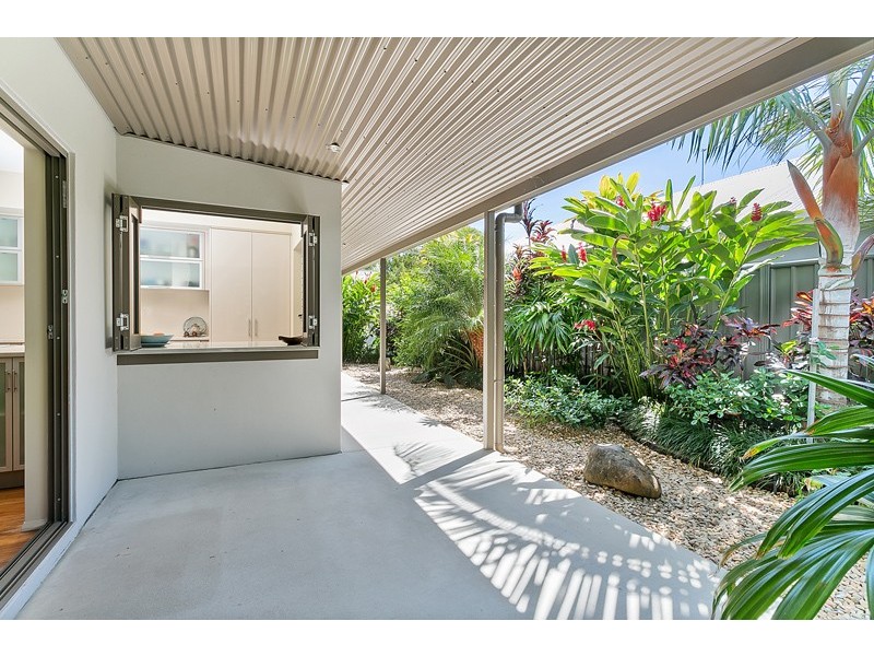 19 Endeavour Road, Clifton Beach QLD 4879