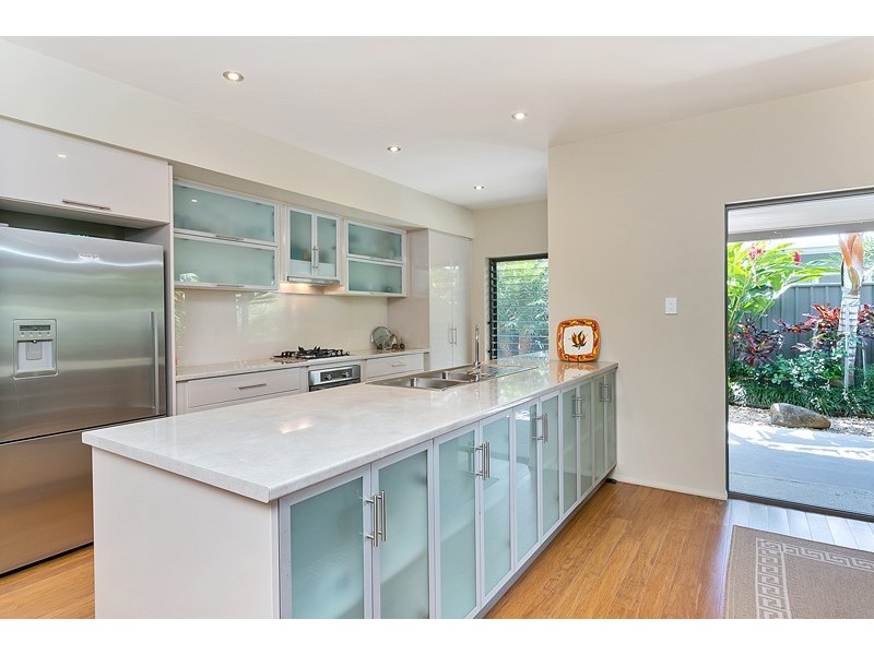 19 Endeavour Road, Clifton Beach QLD 4879