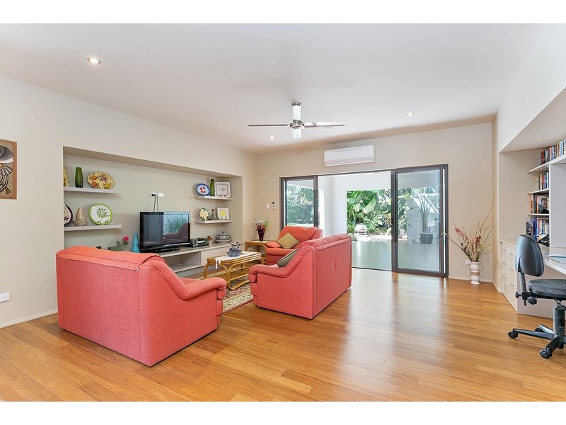 19 Endeavour Road, Clifton Beach QLD 4879