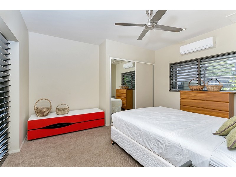 19 Endeavour Road, Clifton Beach QLD 4879