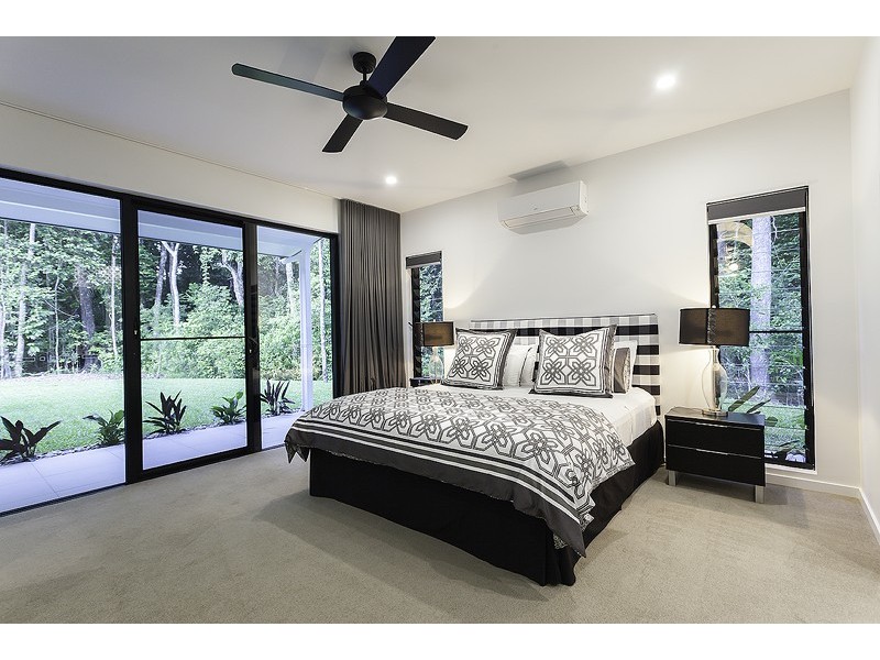 23 Litara Court, Palm Cove QLD 4879