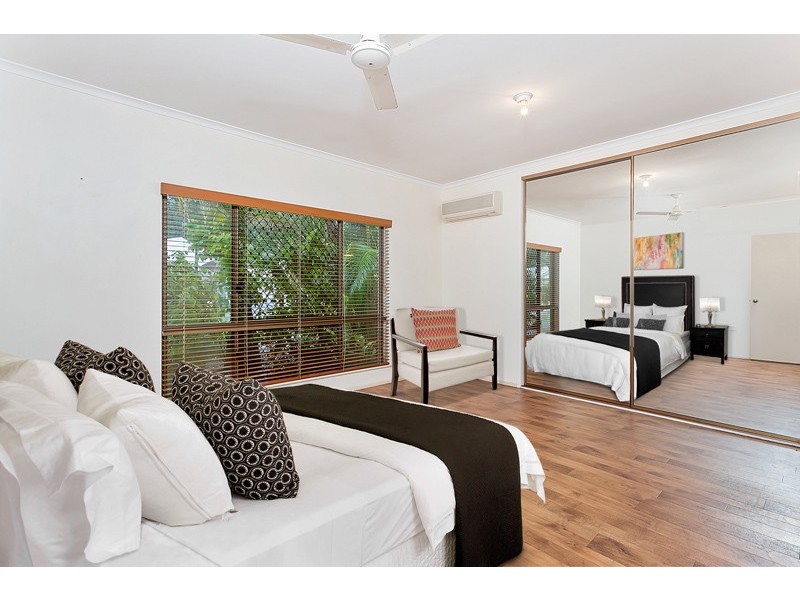 13 Ilse Close, Clifton Beach QLD 4879