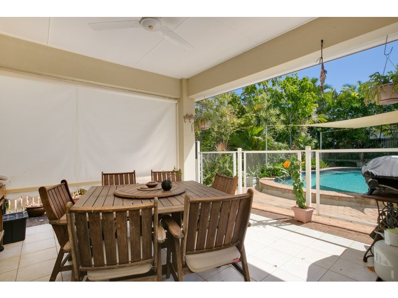 7 Crowsnest Terrace, Trinity Beach QLD 4879