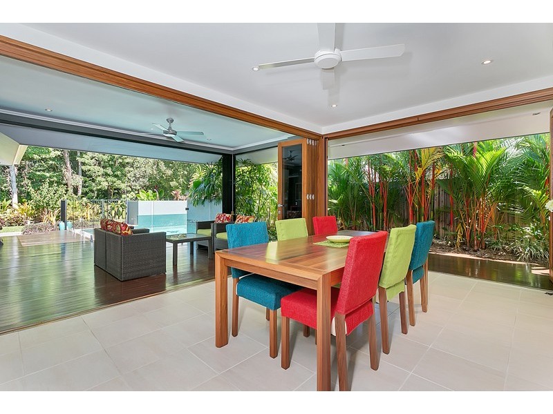 19 Aurelia Road, Palm Cove QLD 4879