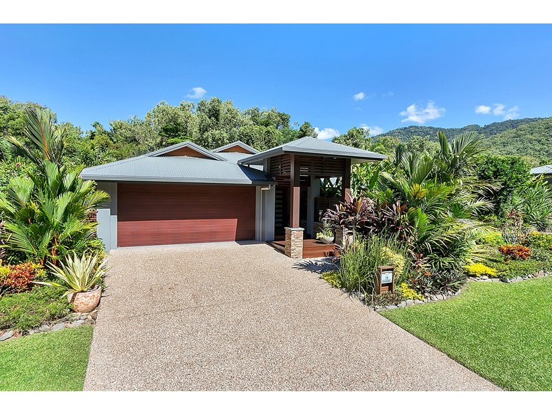 19 Aurelia Road, Palm Cove QLD 4879