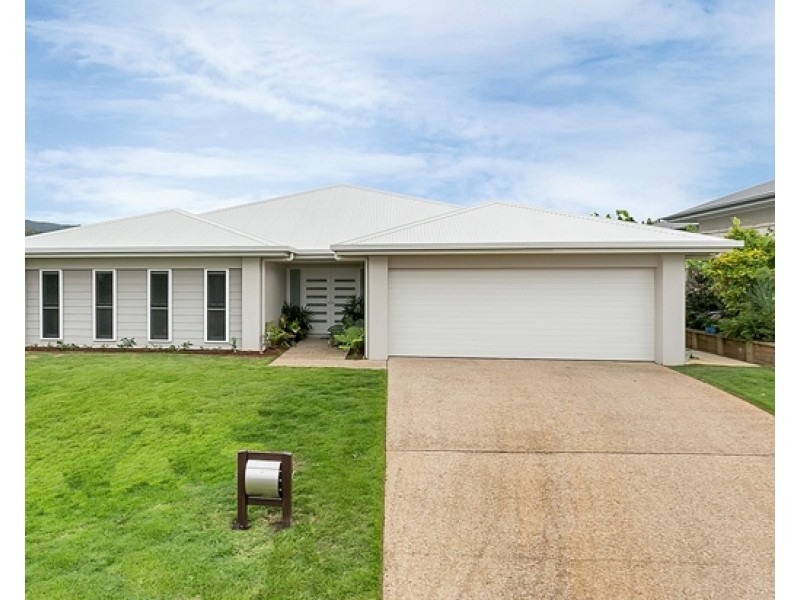 21 Catamaran Circuit, Trinity Beach QLD 4879