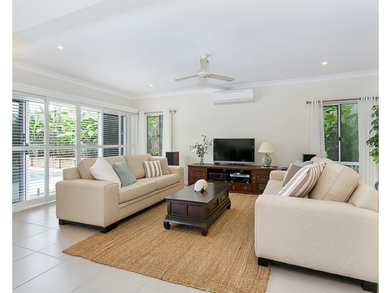 21 Catamaran Circuit, Trinity Beach QLD 4879