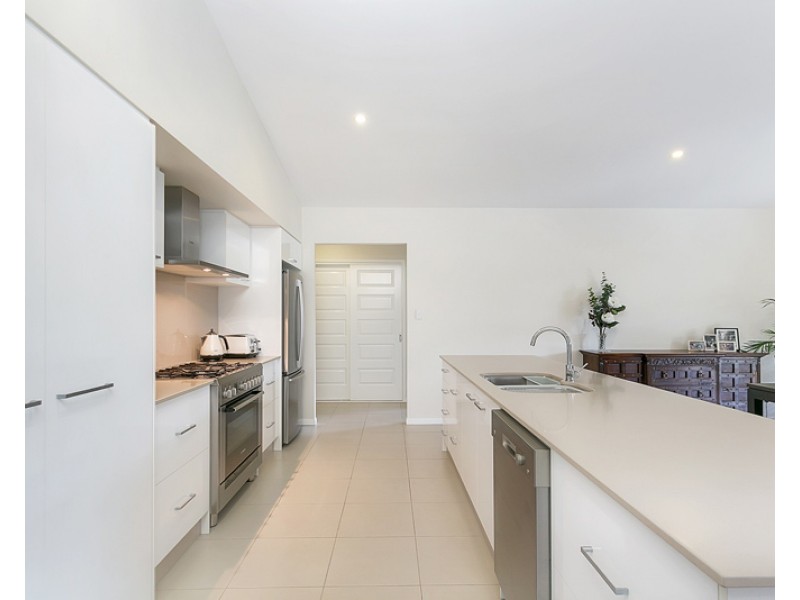21 Catamaran Circuit, Trinity Beach QLD 4879