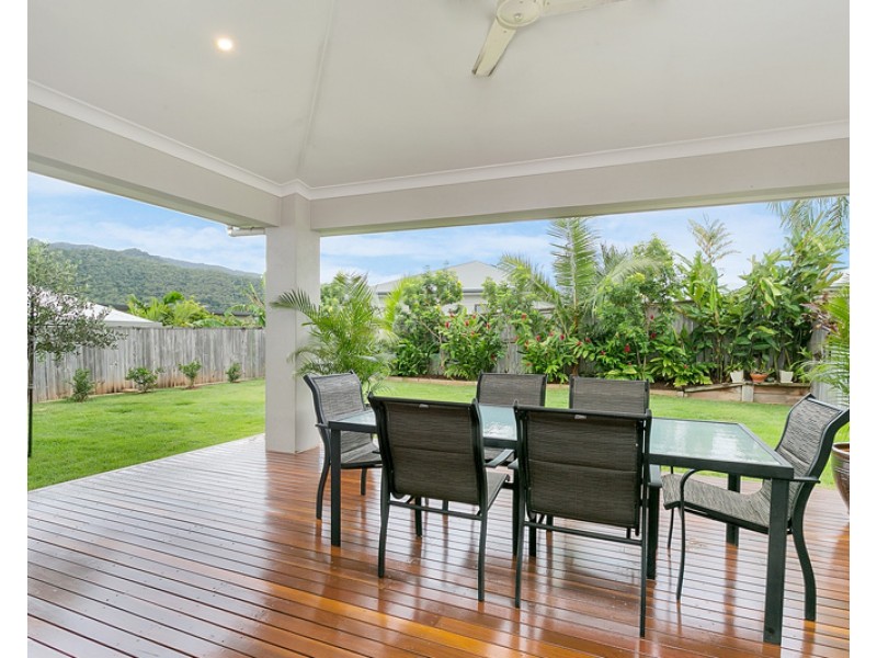 21 Catamaran Circuit, Trinity Beach QLD 4879