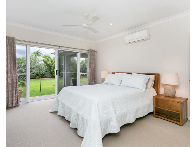 21 Catamaran Circuit, Trinity Beach QLD 4879