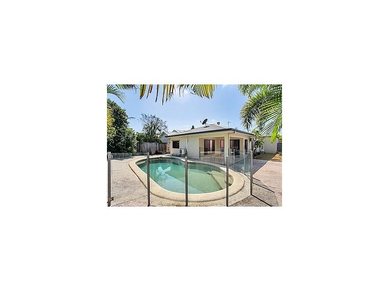 82 Nova Street, Kewarra Beach QLD 4879
