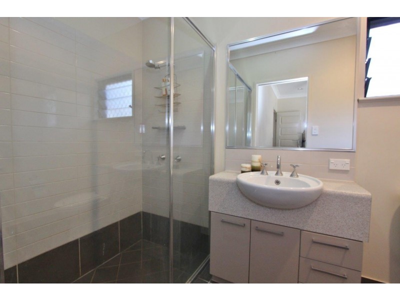 12 Michelia Street, Palm Cove QLD 4879