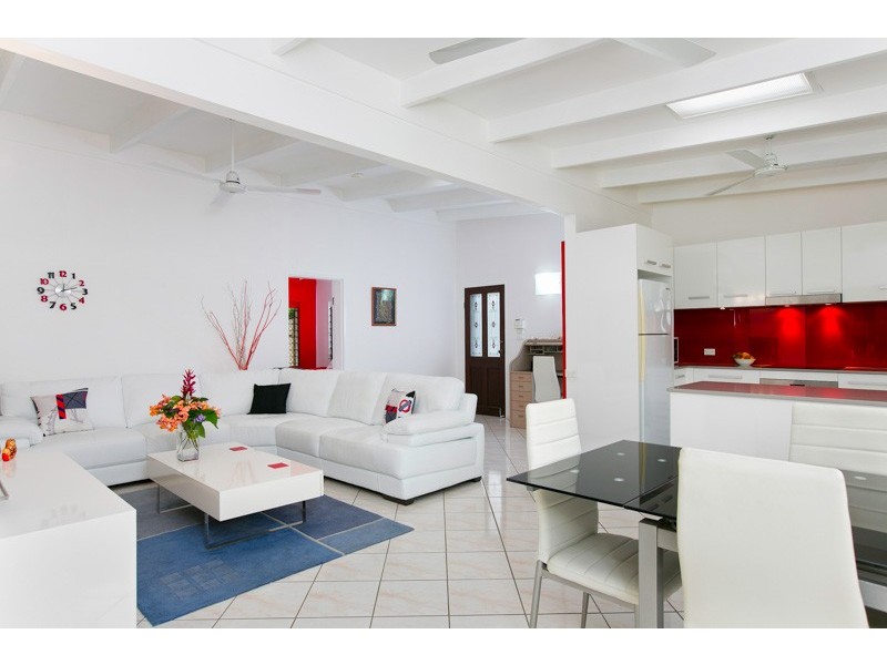 4 Albatross Street, Kewarra Beach QLD 4879