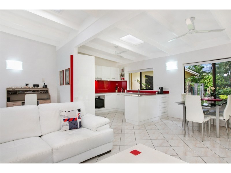 4 Albatross Street, Kewarra Beach QLD 4879