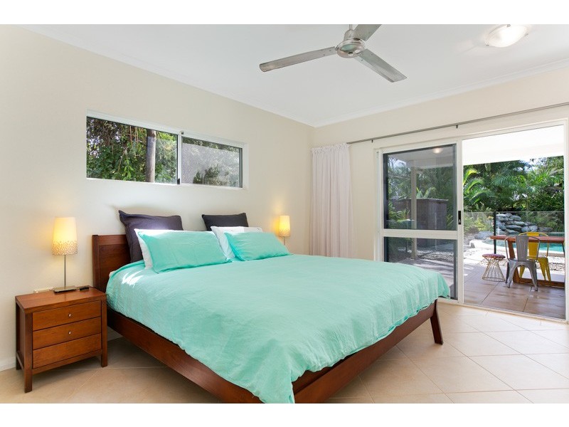 6 Volute Close, Trinity Beach QLD 4879