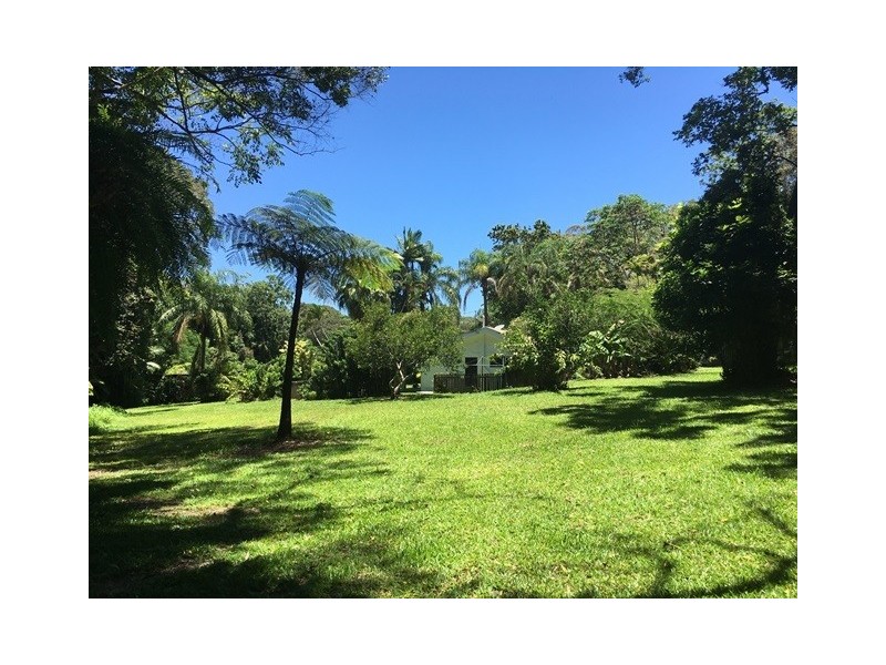 11 Jarawee Road, Kuranda QLD 4881