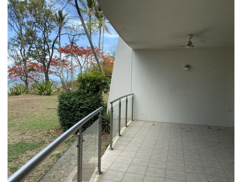 2/96 Moore Street, Trinity Beach QLD 4879