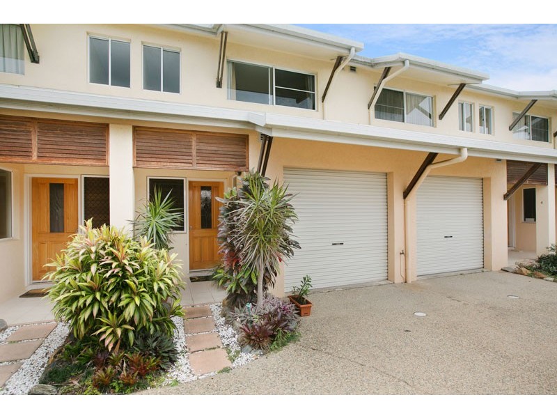 3/8 Oyster Court, Trinity Beach QLD 4879