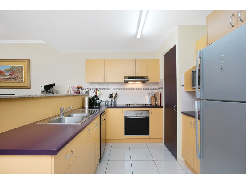 3/8 Oyster Court, Trinity Beach QLD 4879