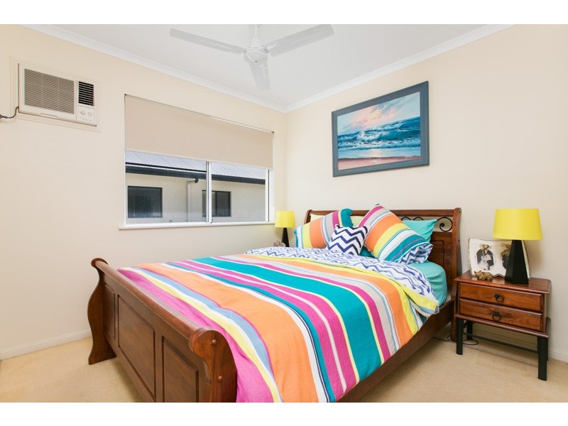 3/8 Oyster Court, Trinity Beach QLD 4879