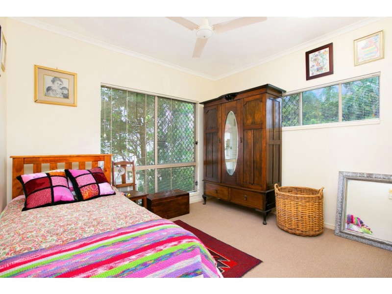 7/5-7 Oyster Court, Trinity Beach QLD 4879