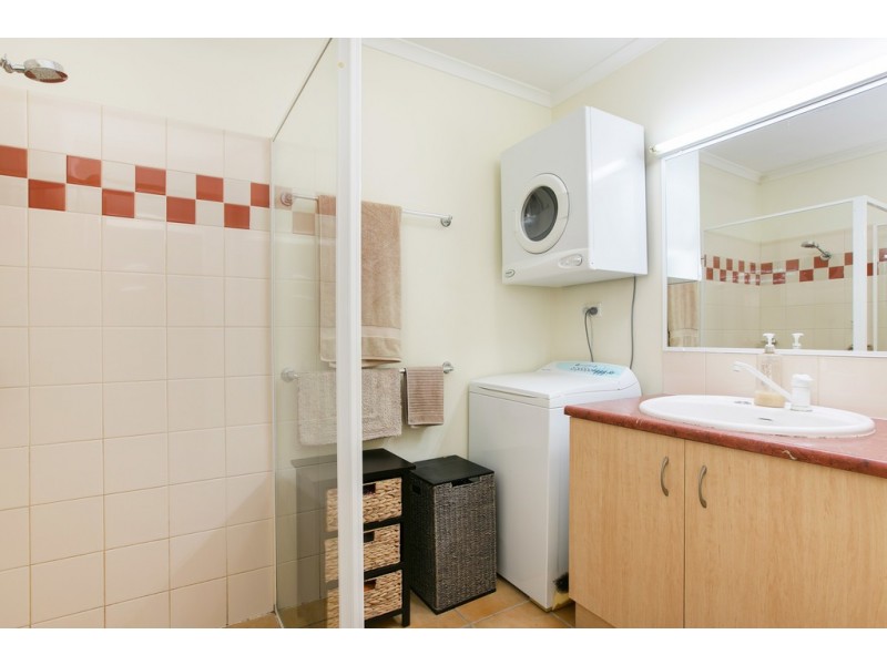 7/5-7 Oyster Court, Trinity Beach QLD 4879